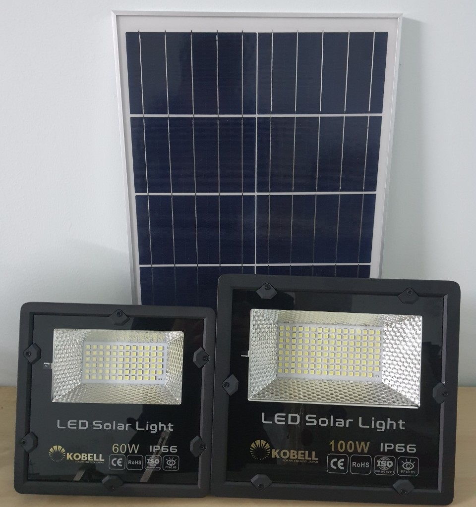 Đèn năng lượng 100W